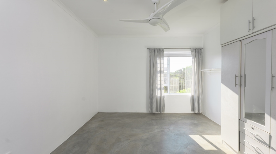 To Let 2 Bedroom Property for Rent in Oceanview Heights Western Cape